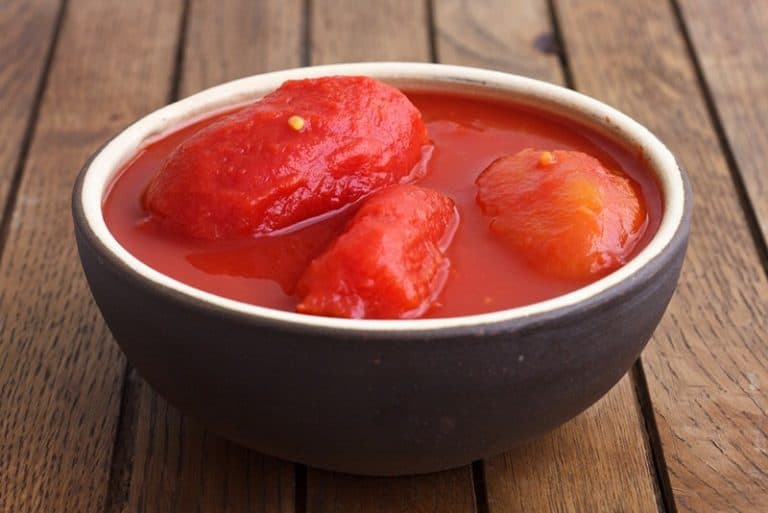 7 Amazing Substitutes For Stewed Tomatoes You Should Know